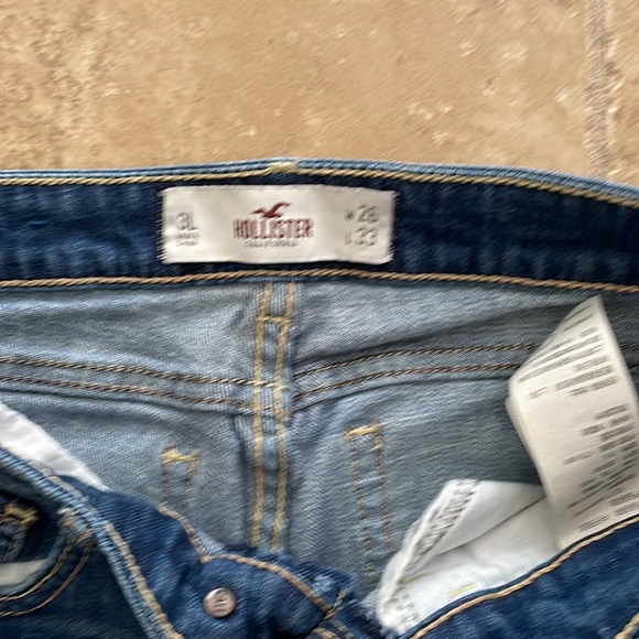 Like new 2 pair Hollister jeans size 3L - Picture 4 of 8